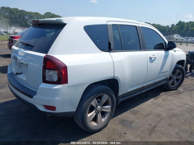 Photo 3 VIN: 1C4NJDBB3FD225751 - JEEP COMPASS 