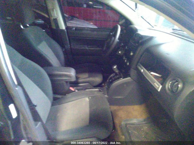 Photo 4 VIN: 1C4NJDBB4ED879592 - JEEP COMPASS 