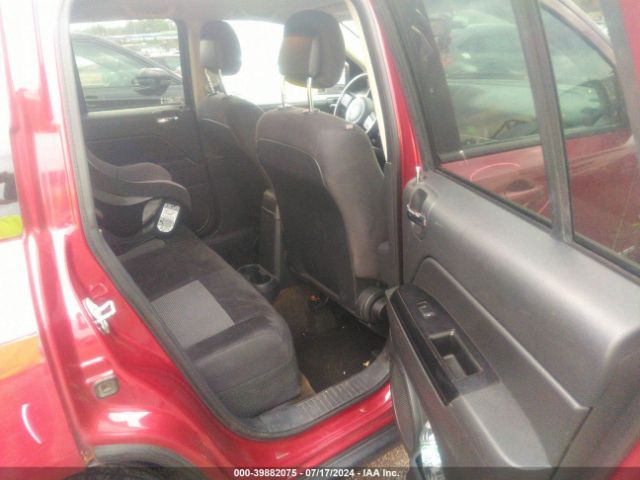 Photo 7 VIN: 1C4NJDBB4GD663390 - JEEP COMPASS 