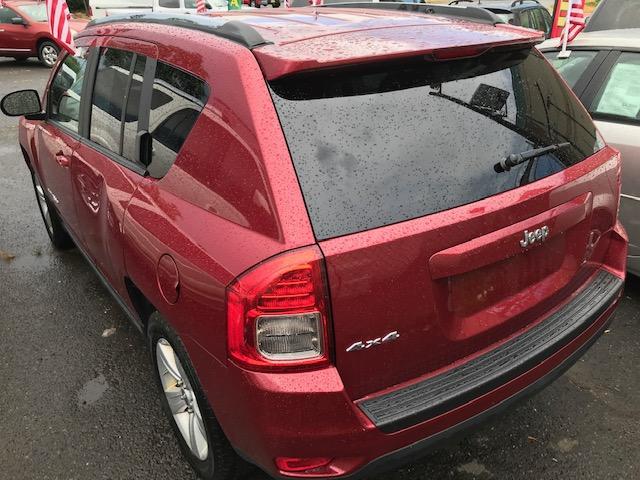 Photo 2 VIN: 1C4NJDBB5CD554723 - JEEP COMPASS SP 