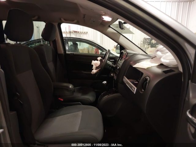 Photo 4 VIN: 1C4NJDBB5ED591399 - JEEP COMPASS 