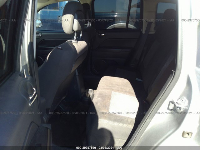 Photo 7 VIN: 1C4NJDBB5GD566442 - JEEP COMPASS 