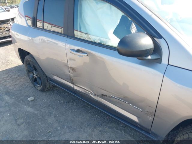 Photo 5 VIN: 1C4NJDBB5GD663074 - JEEP COMPASS 