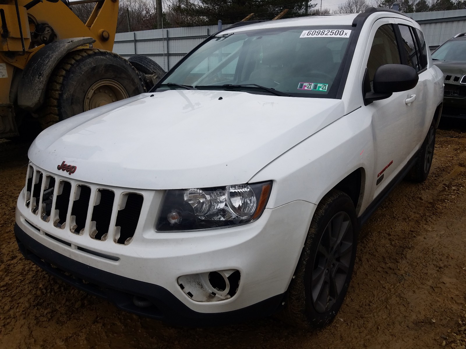 Photo 1 VIN: 1C4NJDBB5GD690369 - JEEP COMPASS 