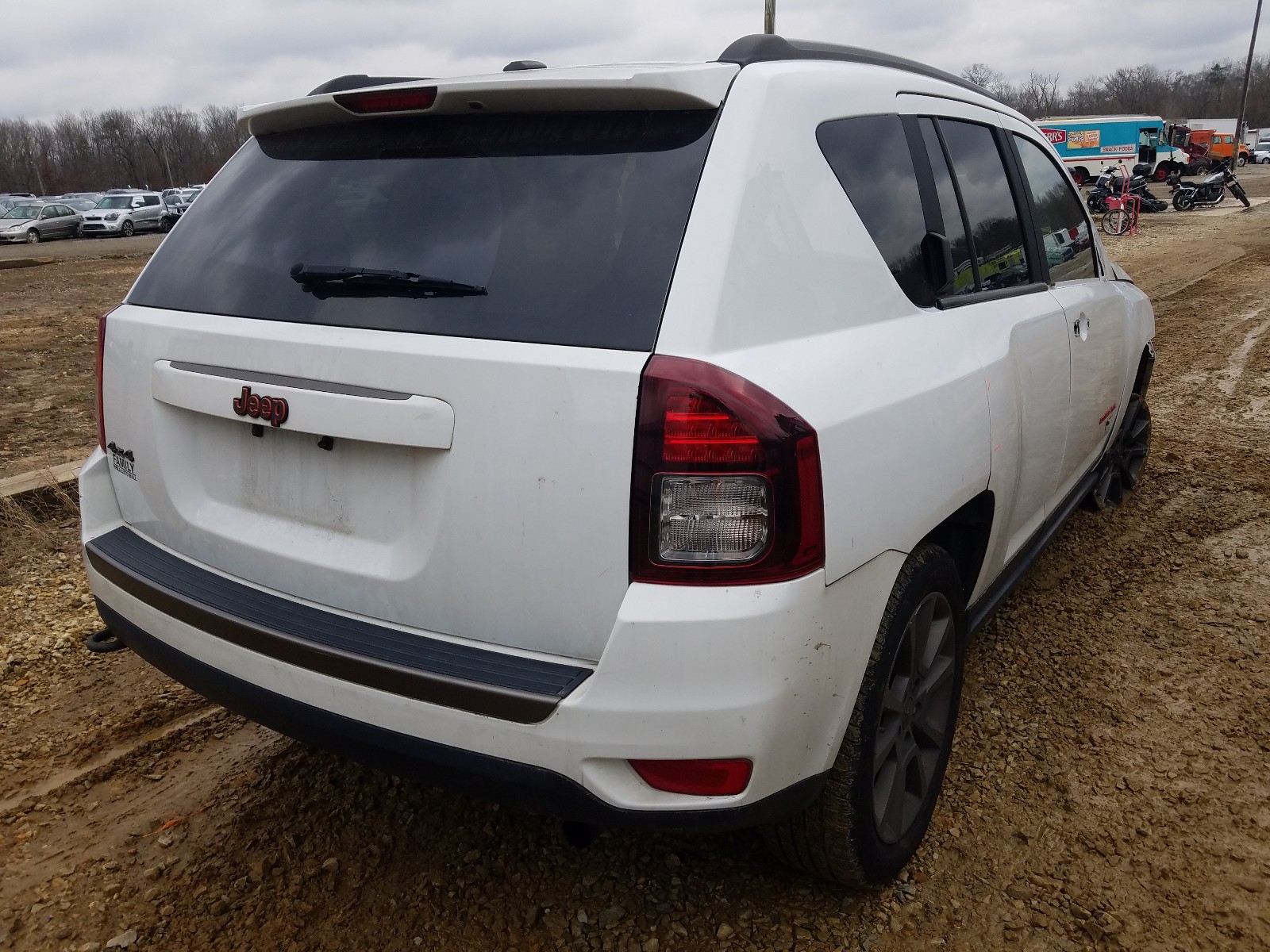 Photo 3 VIN: 1C4NJDBB5GD690369 - JEEP COMPASS 