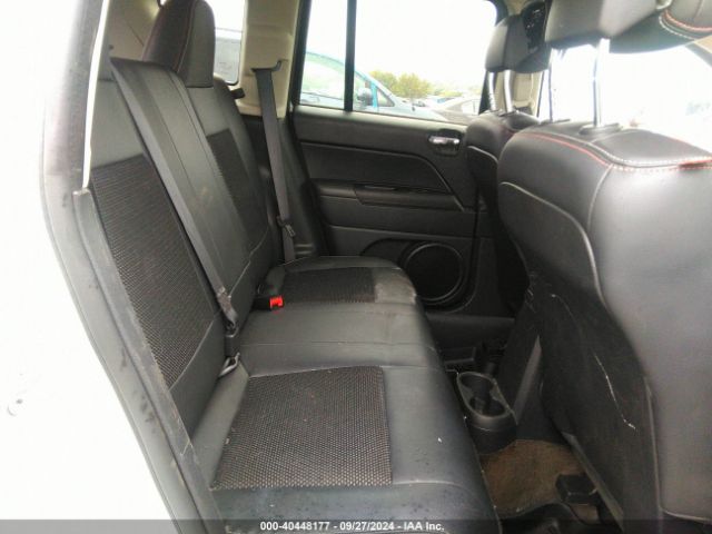 Photo 7 VIN: 1C4NJDBB5GD714637 - JEEP COMPASS 