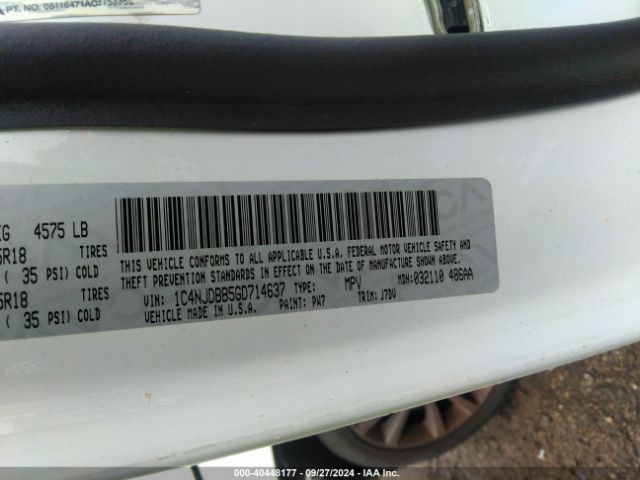 Photo 8 VIN: 1C4NJDBB5GD714637 - JEEP COMPASS 