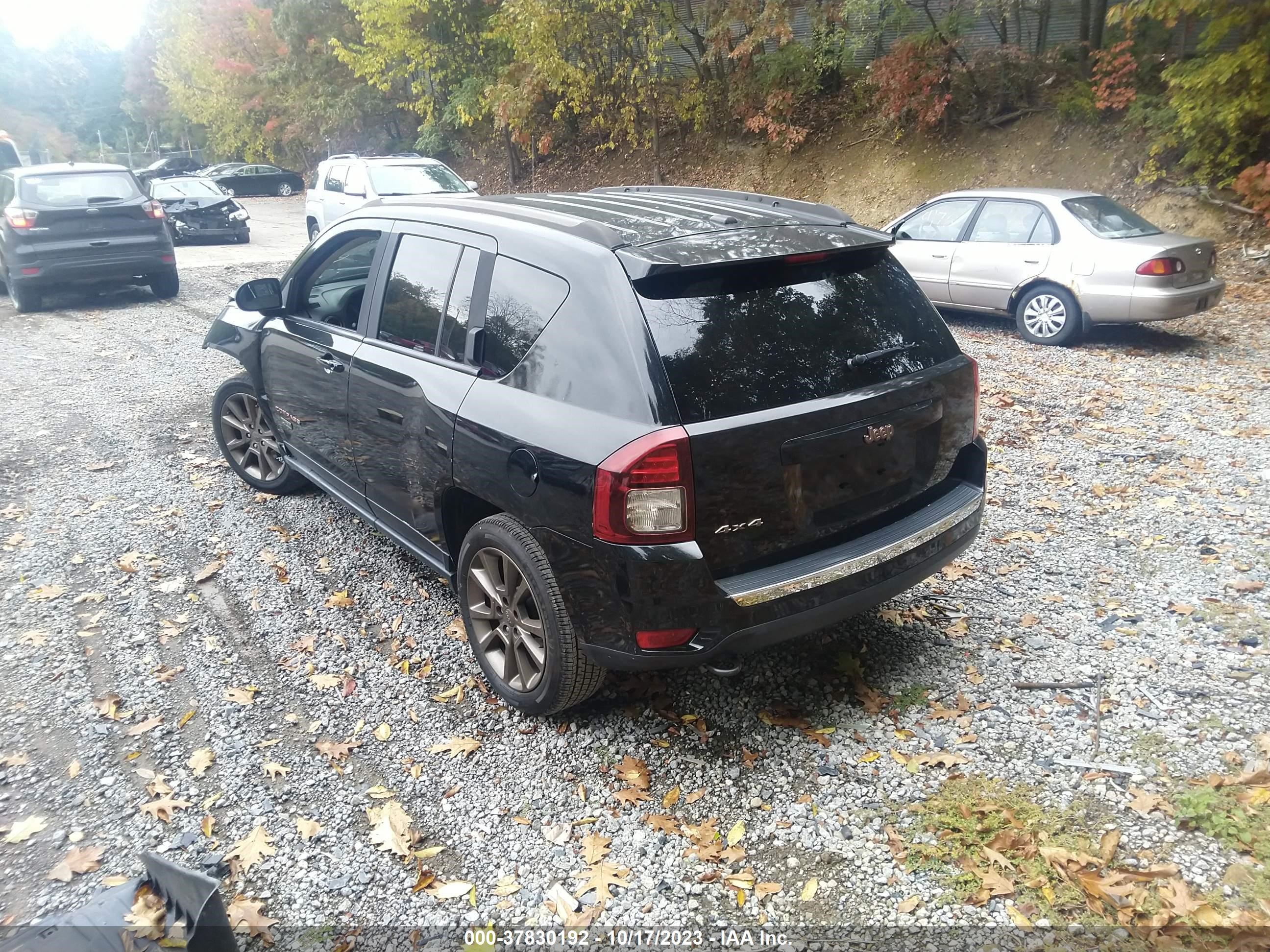 Photo 2 VIN: 1C4NJDBB5GD731051 - JEEP COMPASS 