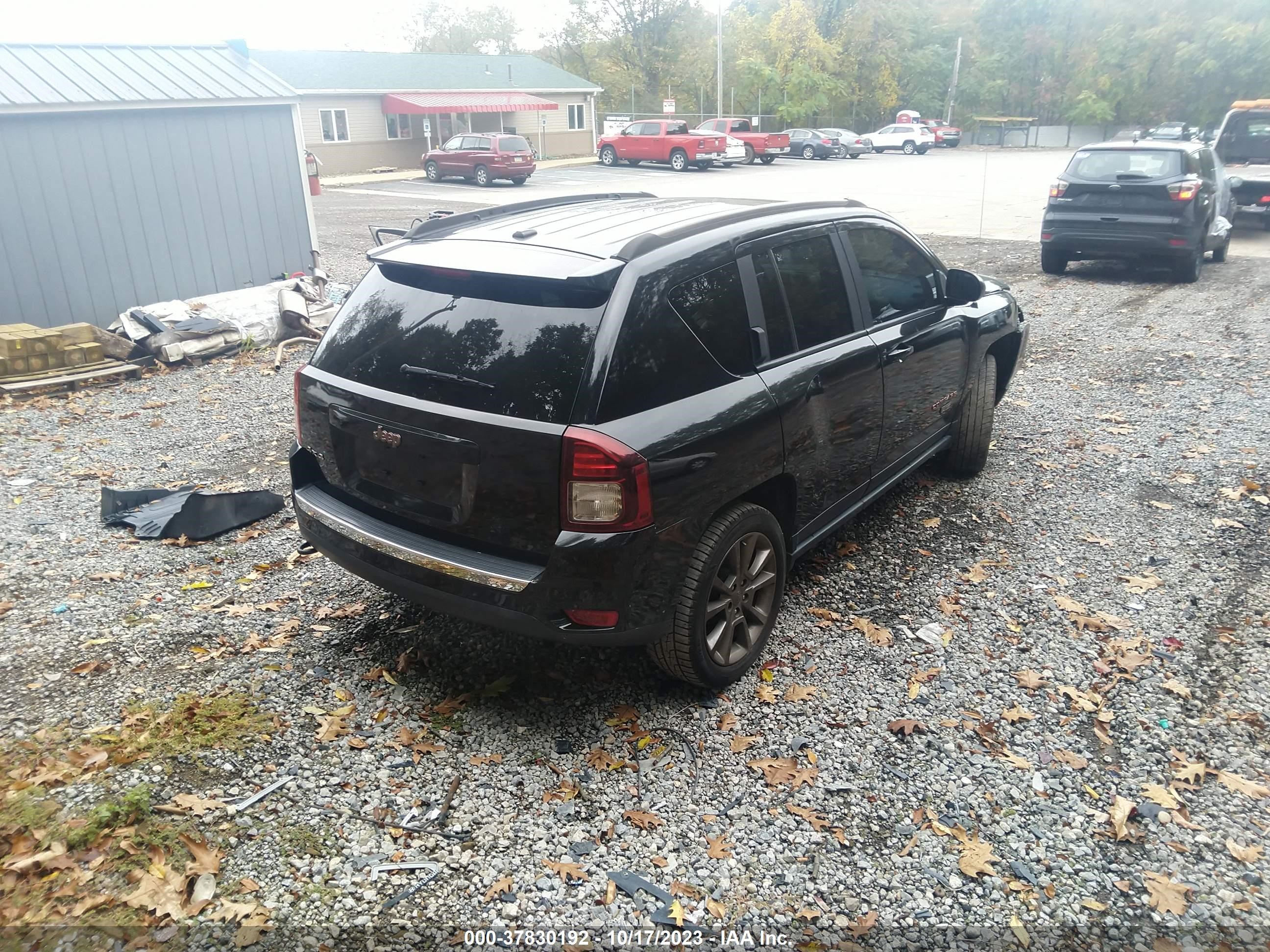 Photo 3 VIN: 1C4NJDBB5GD731051 - JEEP COMPASS 