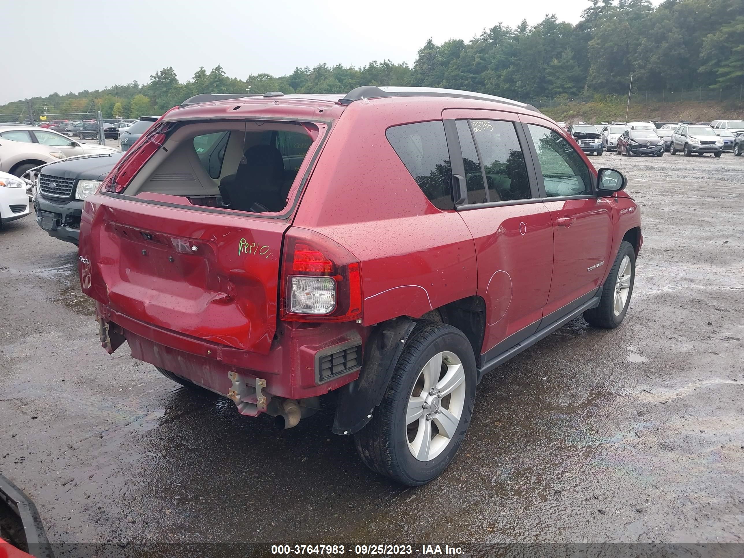 Photo 3 VIN: 1C4NJDBB5HD105937 - JEEP COMPASS 