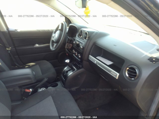 Photo 4 VIN: 1C4NJDBB5HD107042 - JEEP COMPASS 