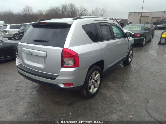 Photo 3 VIN: 1C4NJDBB7CD558854 - JEEP COMPASS 