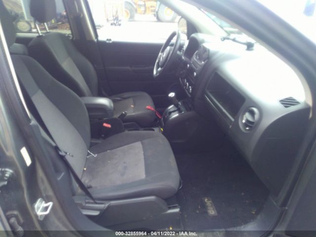 Photo 4 VIN: 1C4NJDBB7CD562449 - JEEP COMPASS 