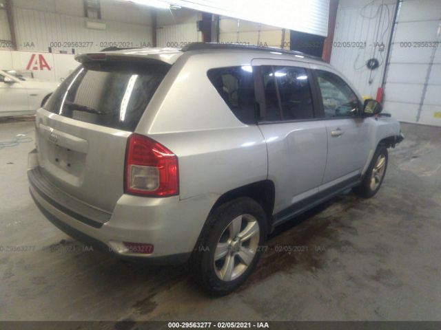 Photo 3 VIN: 1C4NJDBB7CD592048 - JEEP COMPASS 