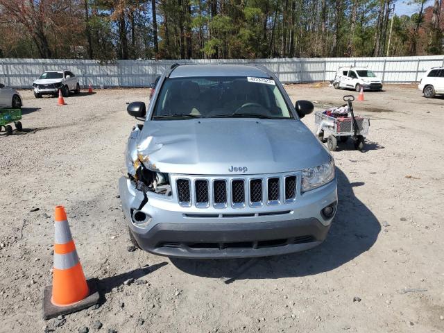 Photo 4 VIN: 1C4NJDBB7DD101057 - JEEP COMPASS 