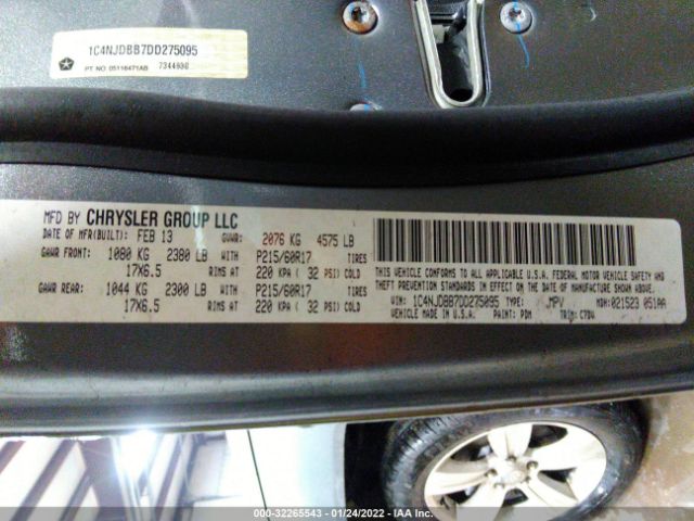 Photo 8 VIN: 1C4NJDBB7DD275095 - JEEP COMPASS 