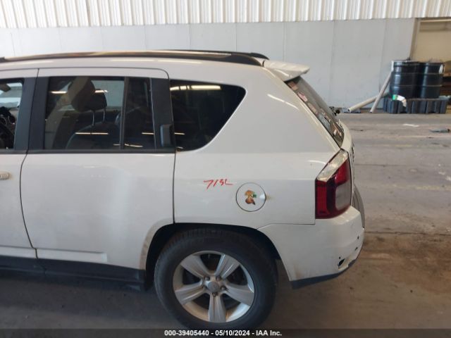 Photo 5 VIN: 1C4NJDBB7ED727421 - JEEP COMPASS 