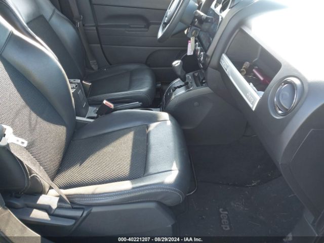 Photo 4 VIN: 1C4NJDBB7FD217779 - JEEP COMPASS 