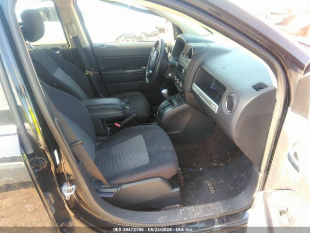 Photo 4 VIN: 1C4NJDBB7FD332575 - JEEP COMPASS 