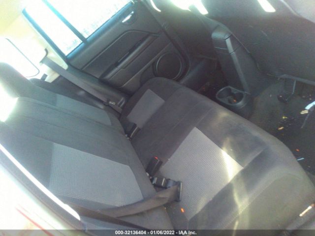 Photo 7 VIN: 1C4NJDBB7GD638497 - JEEP COMPASS 