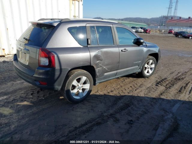 Photo 3 VIN: 1C4NJDBB7GD723243 - JEEP COMPASS 