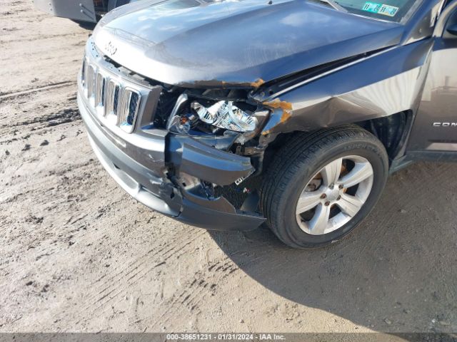 Photo 5 VIN: 1C4NJDBB7GD723243 - JEEP COMPASS 