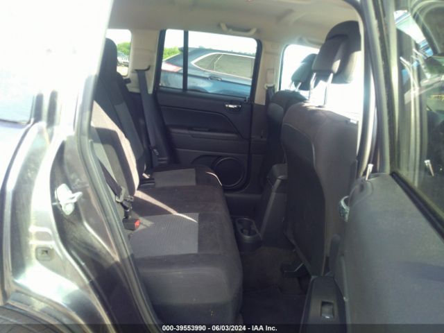 Photo 7 VIN: 1C4NJDBB7GD733321 - JEEP COMPASS 