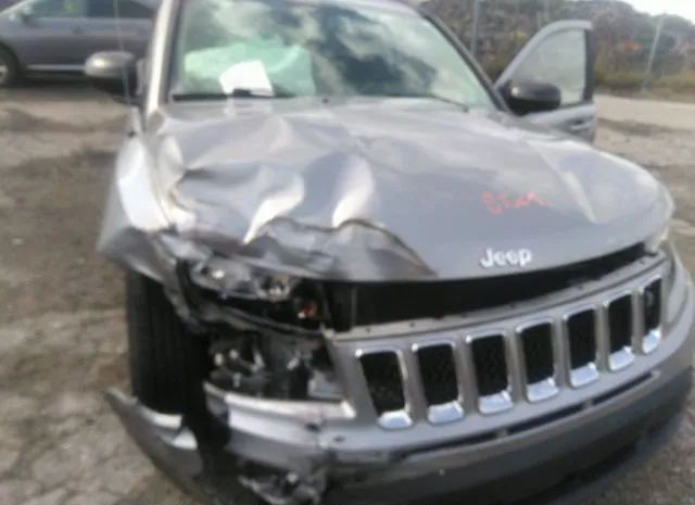 Photo 5 VIN: 1C4NJDBB7GD776444 - JEEP COMPASS 