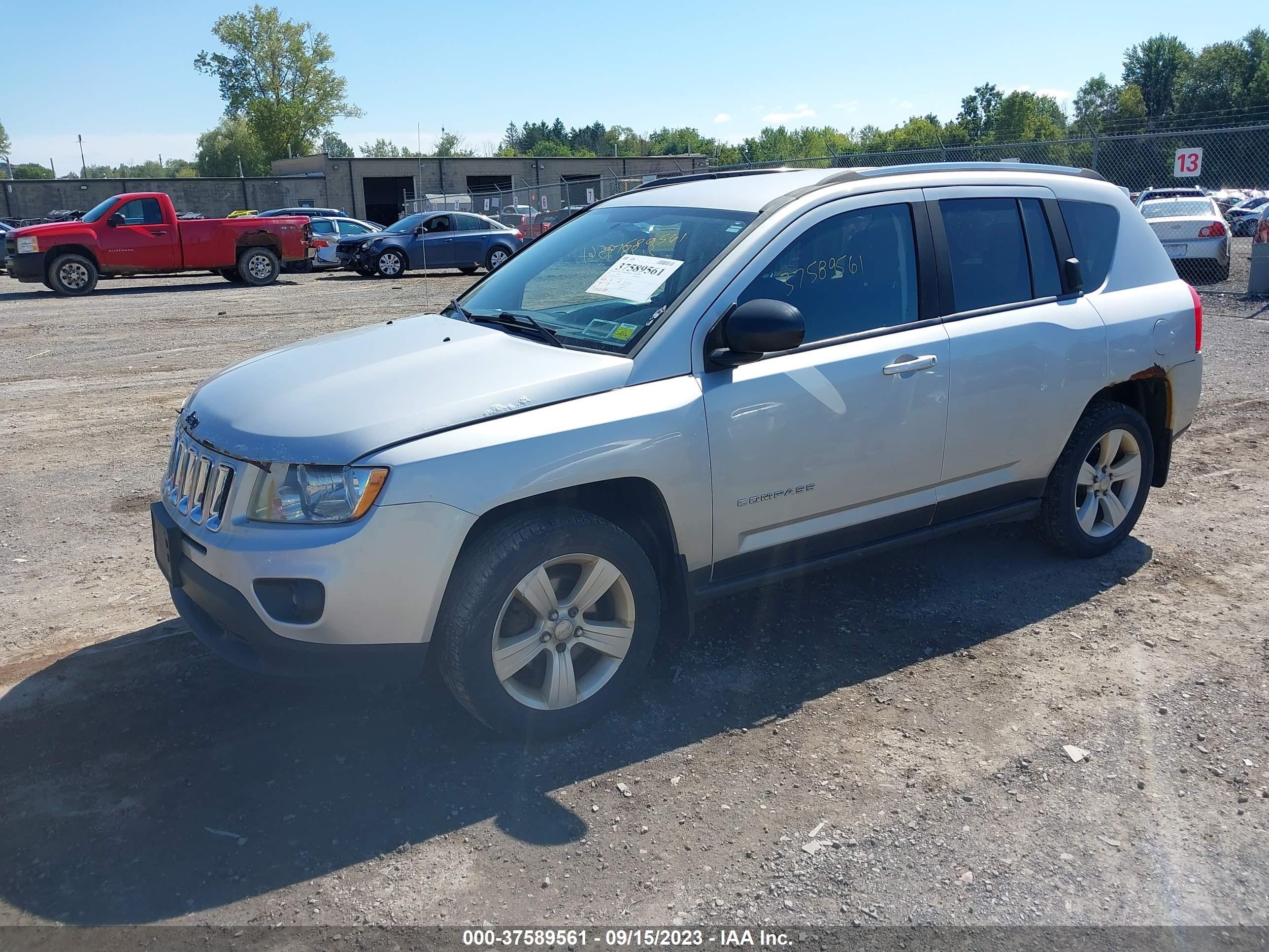 Photo 1 VIN: 1C4NJDBB8DD212765 - JEEP COMPASS 