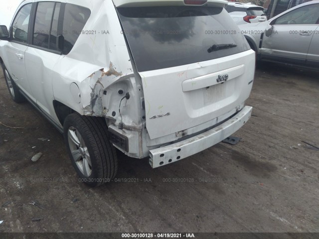 Photo 5 VIN: 1C4NJDBB8ED567601 - JEEP COMPASS 