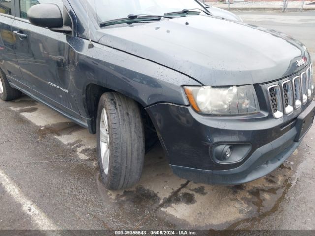 Photo 5 VIN: 1C4NJDBB8ED569431 - JEEP GRAND CHEROKEE 