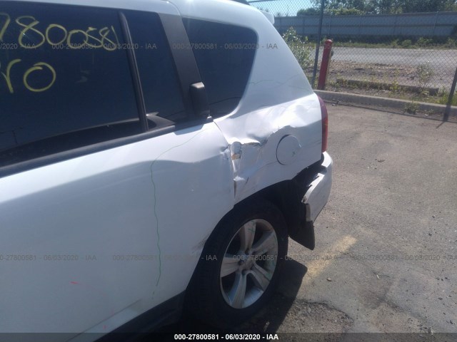 Photo 5 VIN: 1C4NJDBB8ED652471 - JEEP COMPASS 