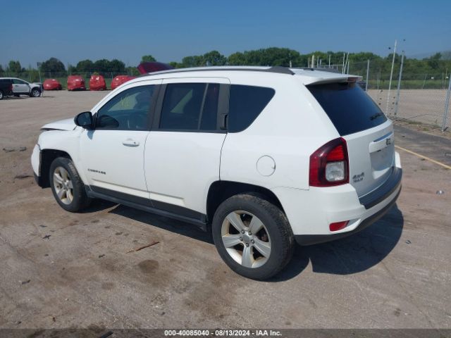 Photo 2 VIN: 1C4NJDBB8GD631915 - JEEP COMPASS 