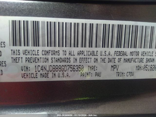 Photo 8 VIN: 1C4NJDBB8GD756350 - JEEP COMPASS 