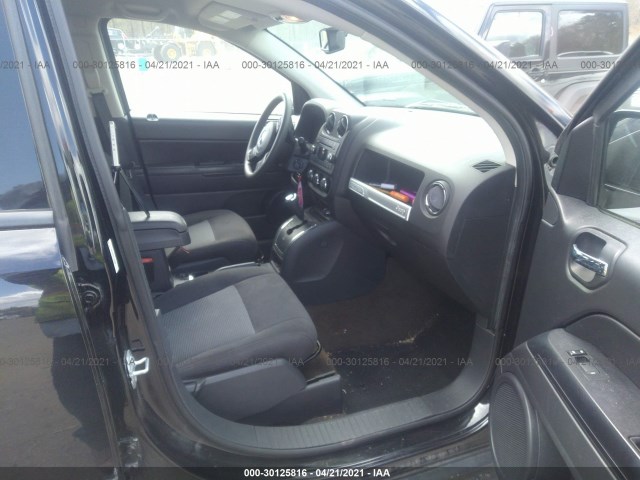 Photo 4 VIN: 1C4NJDBB8HD105883 - JEEP COMPASS 