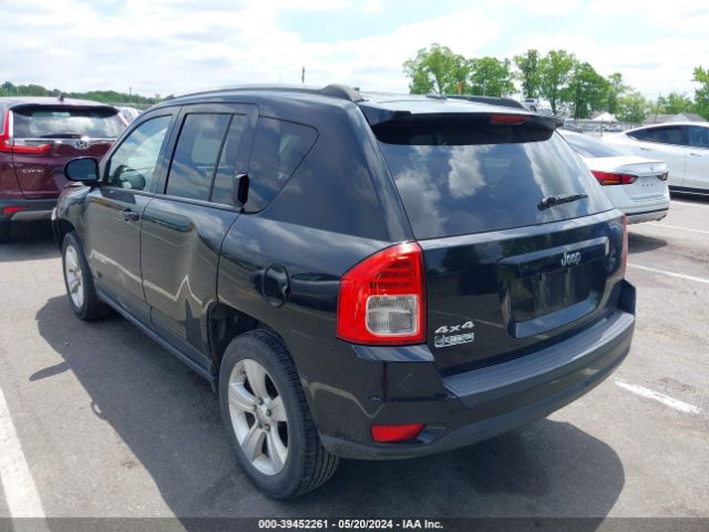 Photo 2 VIN: 1C4NJDBB9CD511017 - JEEP COMPASS 