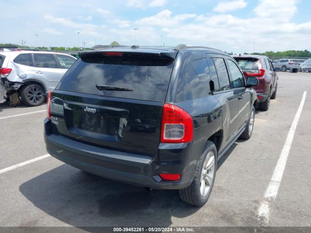 Photo 3 VIN: 1C4NJDBB9CD511017 - JEEP COMPASS 