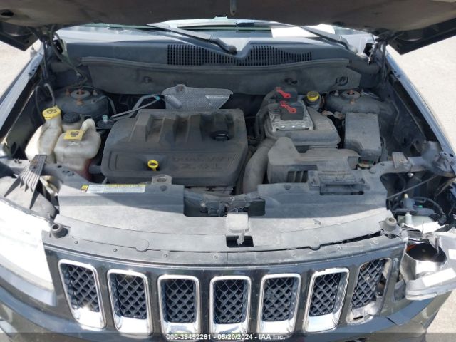 Photo 9 VIN: 1C4NJDBB9CD511017 - JEEP COMPASS 