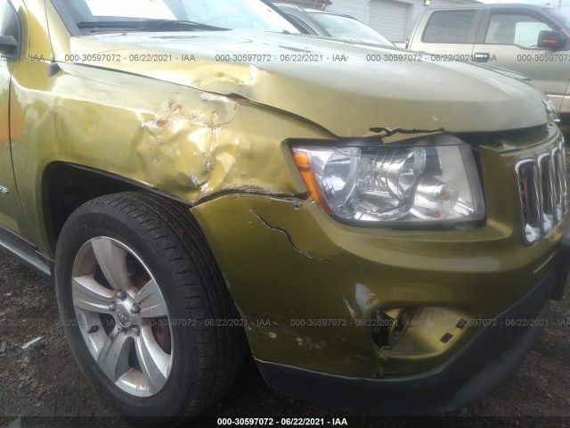 Photo 5 VIN: 1C4NJDBB9CD555633 - JEEP COMPASS 