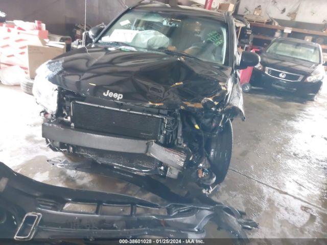 Photo 5 VIN: 1C4NJDBB9CD577227 - JEEP COMPASS 