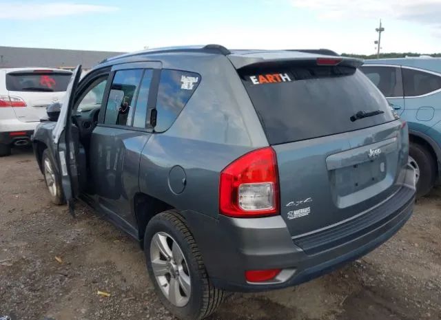 Photo 2 VIN: 1C4NJDBB9CD590155 - JEEP COMPASS 