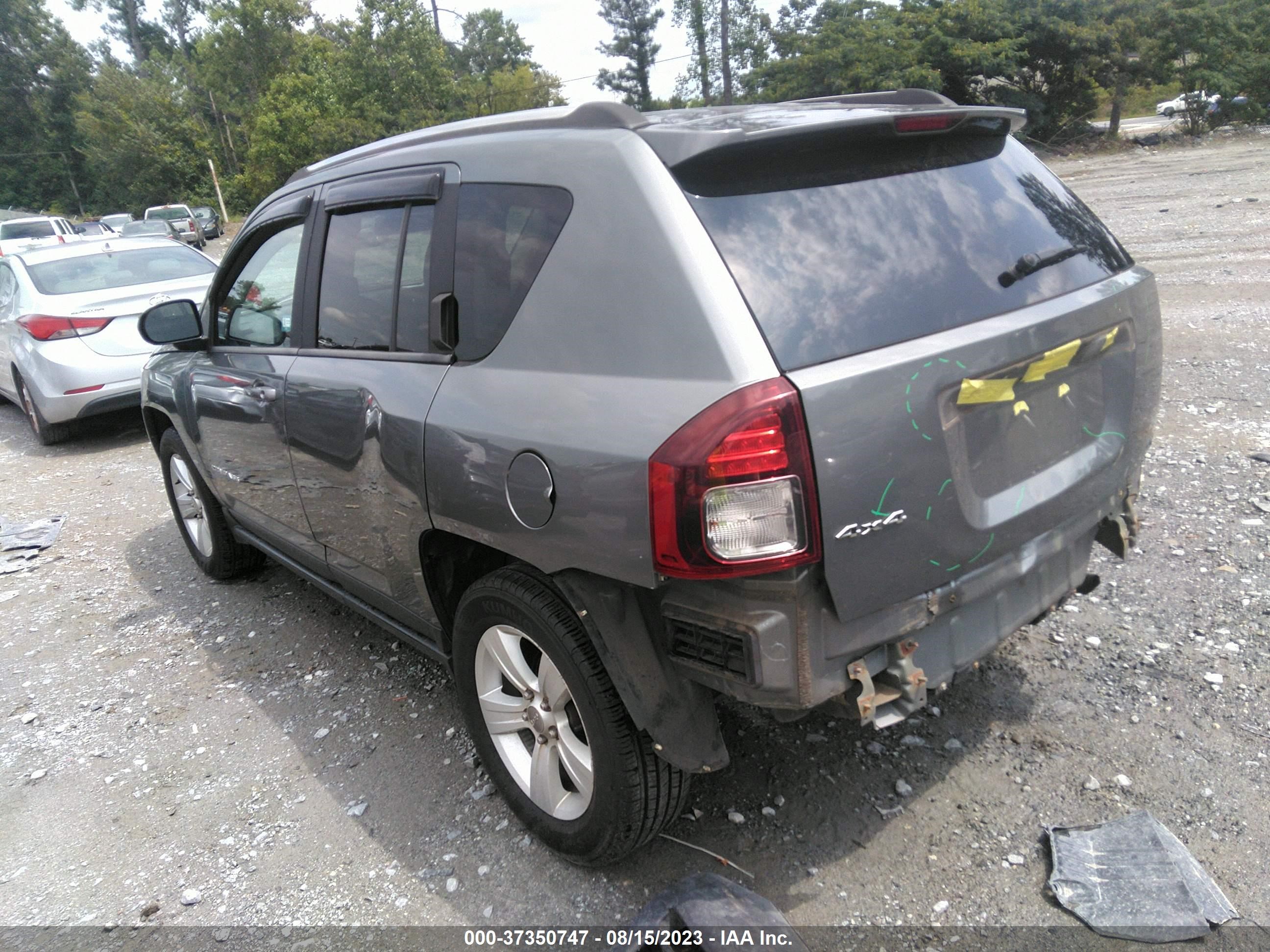 Photo 2 VIN: 1C4NJDBB9ED592989 - JEEP COMPASS 