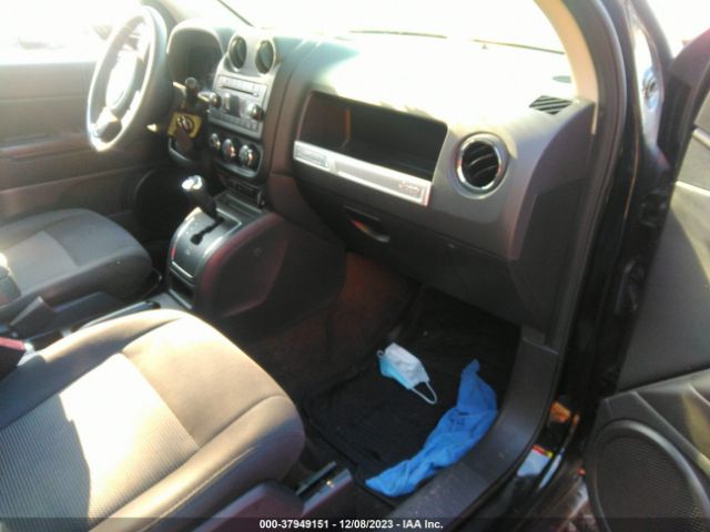 Photo 4 VIN: 1C4NJDBB9GD535629 - JEEP COMPASS 