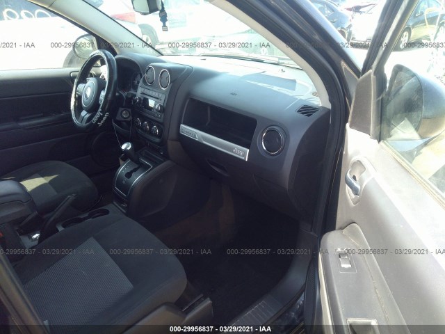 Photo 4 VIN: 1C4NJDBB9GD571644 - JEEP COMPASS 