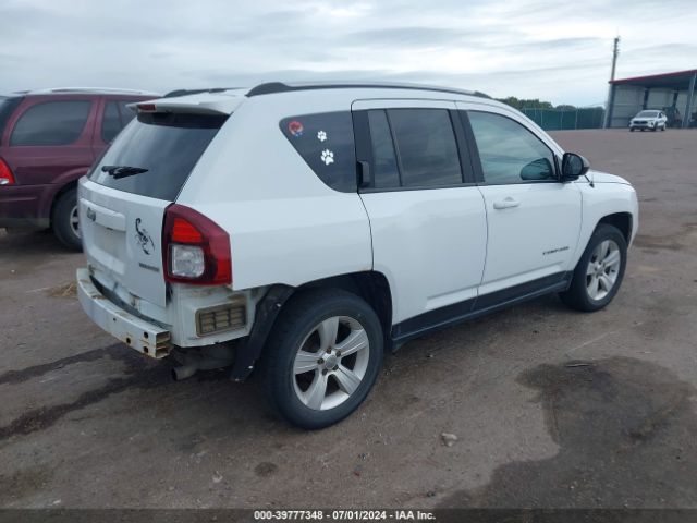 Photo 3 VIN: 1C4NJDBB9GD646343 - JEEP COMPASS 