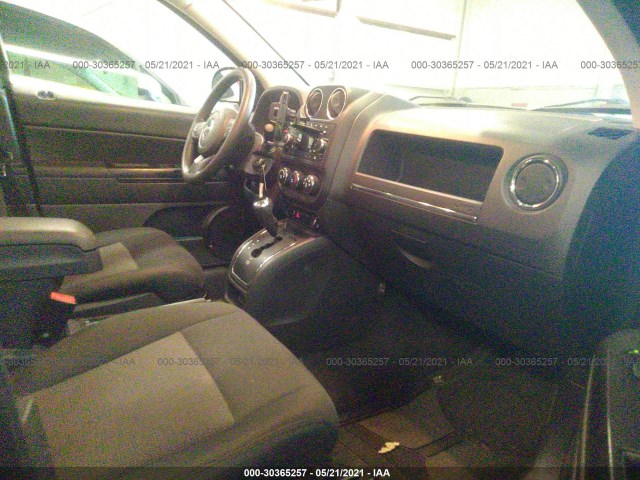 Photo 4 VIN: 1C4NJDBBXDD168350 - JEEP COMPASS 