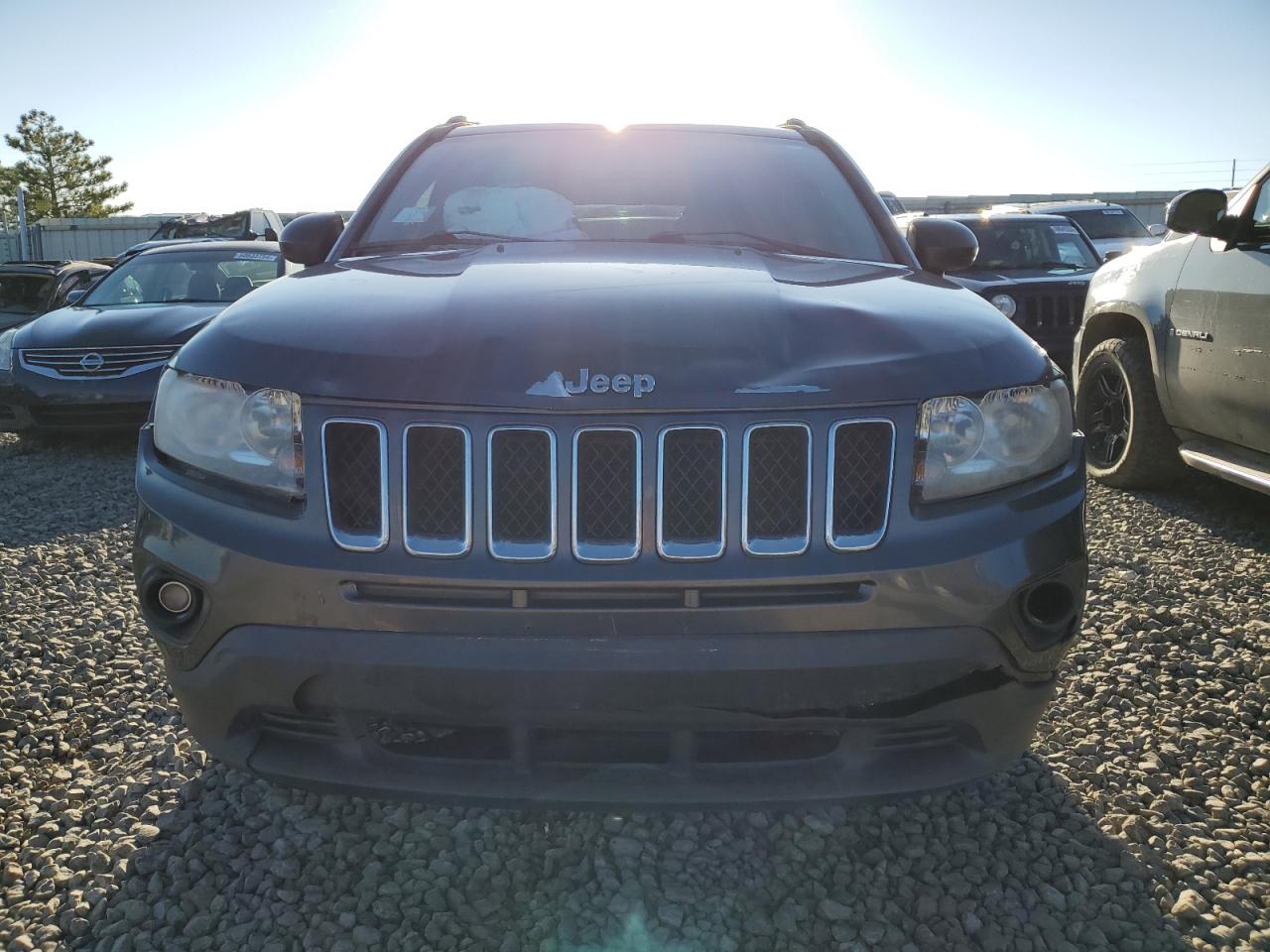 Photo 4 VIN: 1C4NJDBBXED739191 - JEEP COMPASS 