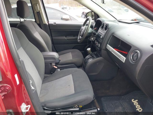 Photo 4 VIN: 1C4NJDBBXFD225889 - JEEP COMPASS 