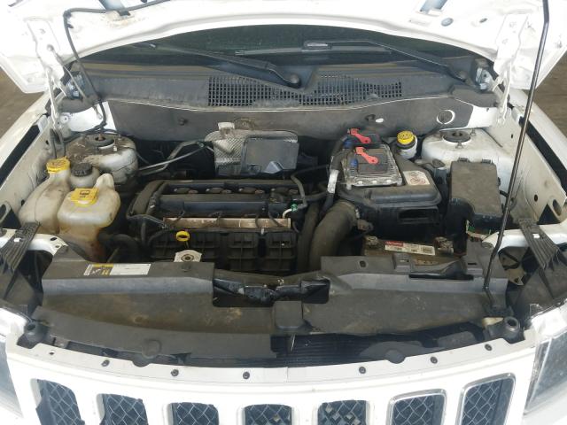 Photo 6 VIN: 1C4NJDBBXFD283226 - JEEP COMPASS 