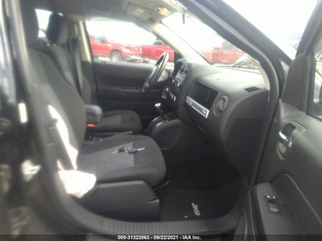 Photo 4 VIN: 1C4NJDBBXFD423856 - JEEP COMPASS 